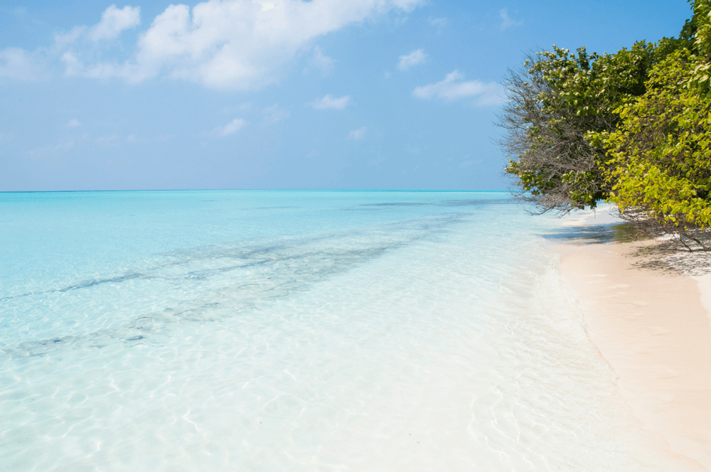 Fulhadhoo Beach offers privacy and budget travel in Maldives