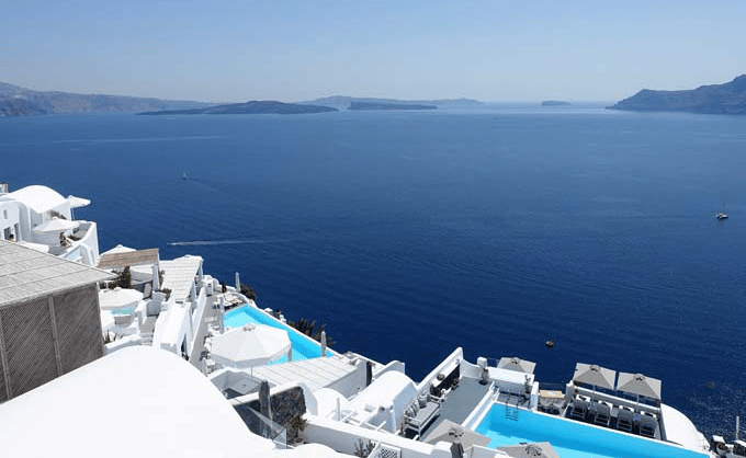 Where to stay in Santorini - White Pearl Villas