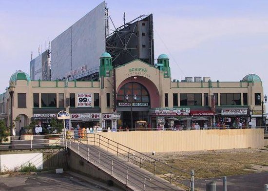 The Central Pier Arcade 