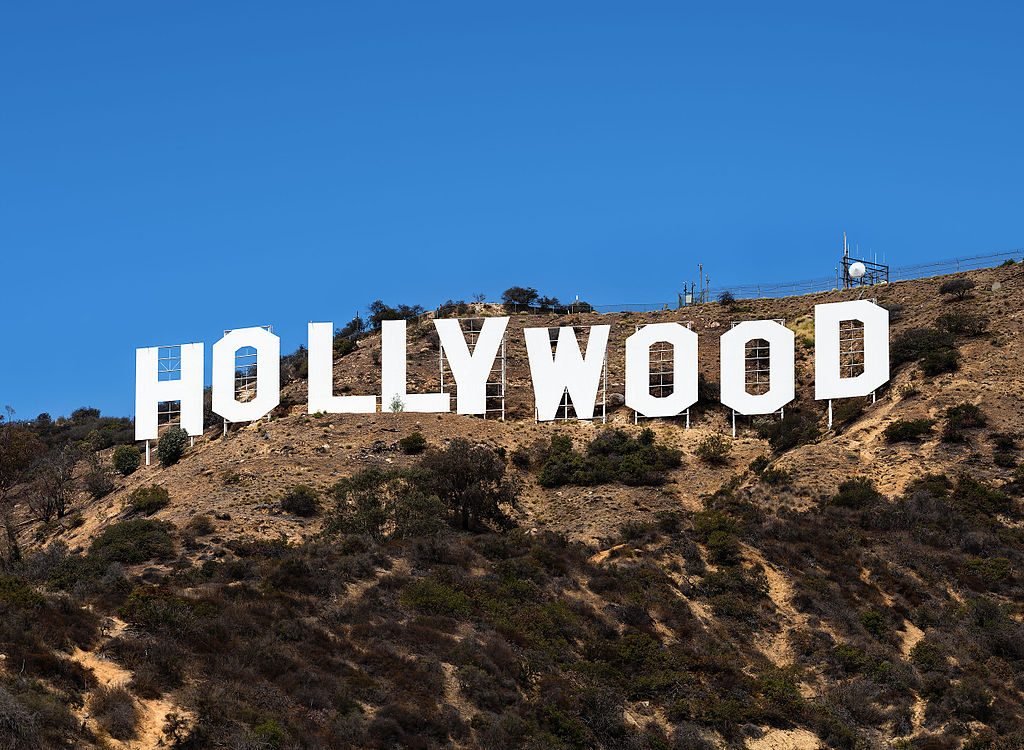 Solo Travel in Los Angeles Hollywood Sign and Griffith Observatory in Los Angeles
