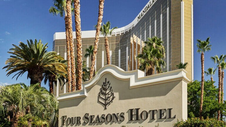 Four Season Hotel in Las Vegas - Top friendly hotels in Las Vegas 