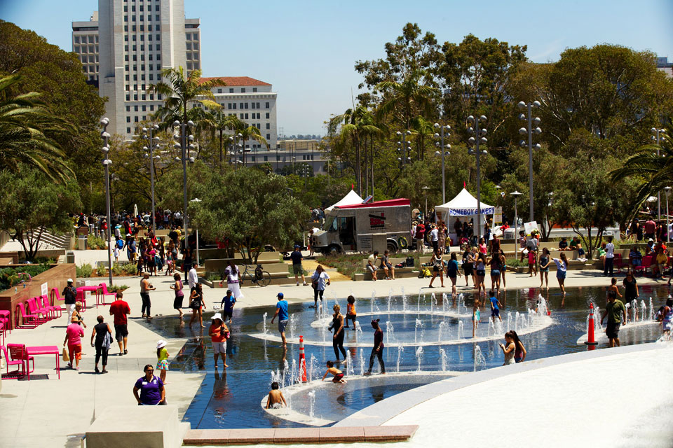 Splash Pads at Grand Park, LA in Los Angeles for free
