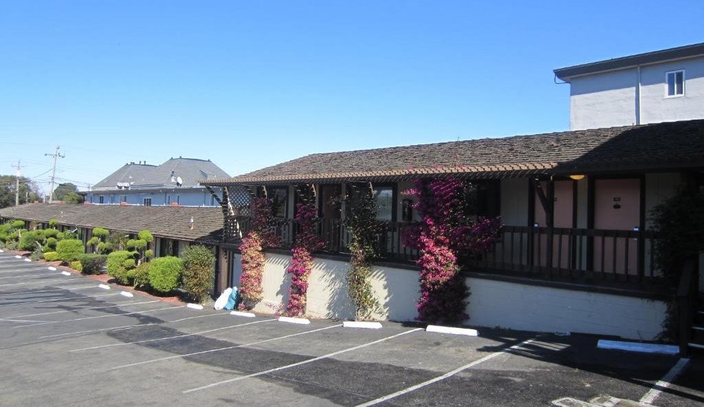Monterey Fairgrounds Inn- $75