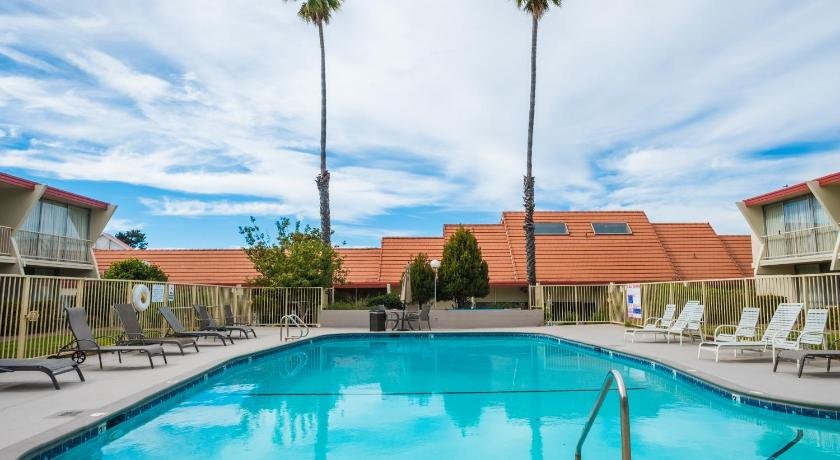 Travelodge by Wyndham Monterey Bay-$70